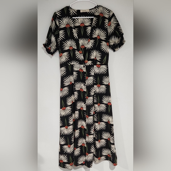 Urban Outfitters | UO Button-Down Plunging Midi Dress | Size Medium - Picture 6 of 9